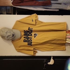 St. Louis Rams Men's size Lg Short Sleeve Tee Shirt with hat.